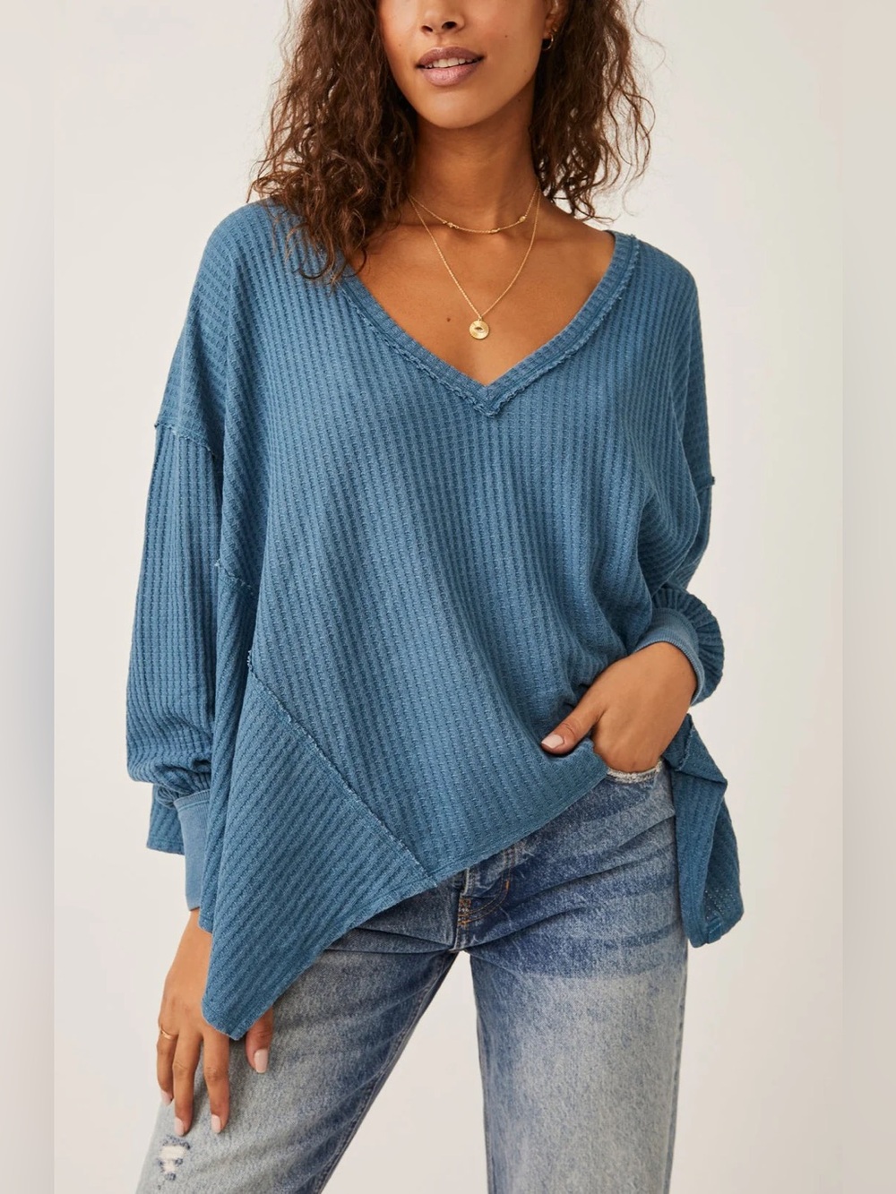 Free people coraline thermal in legion blue size small oversized pullover v neck